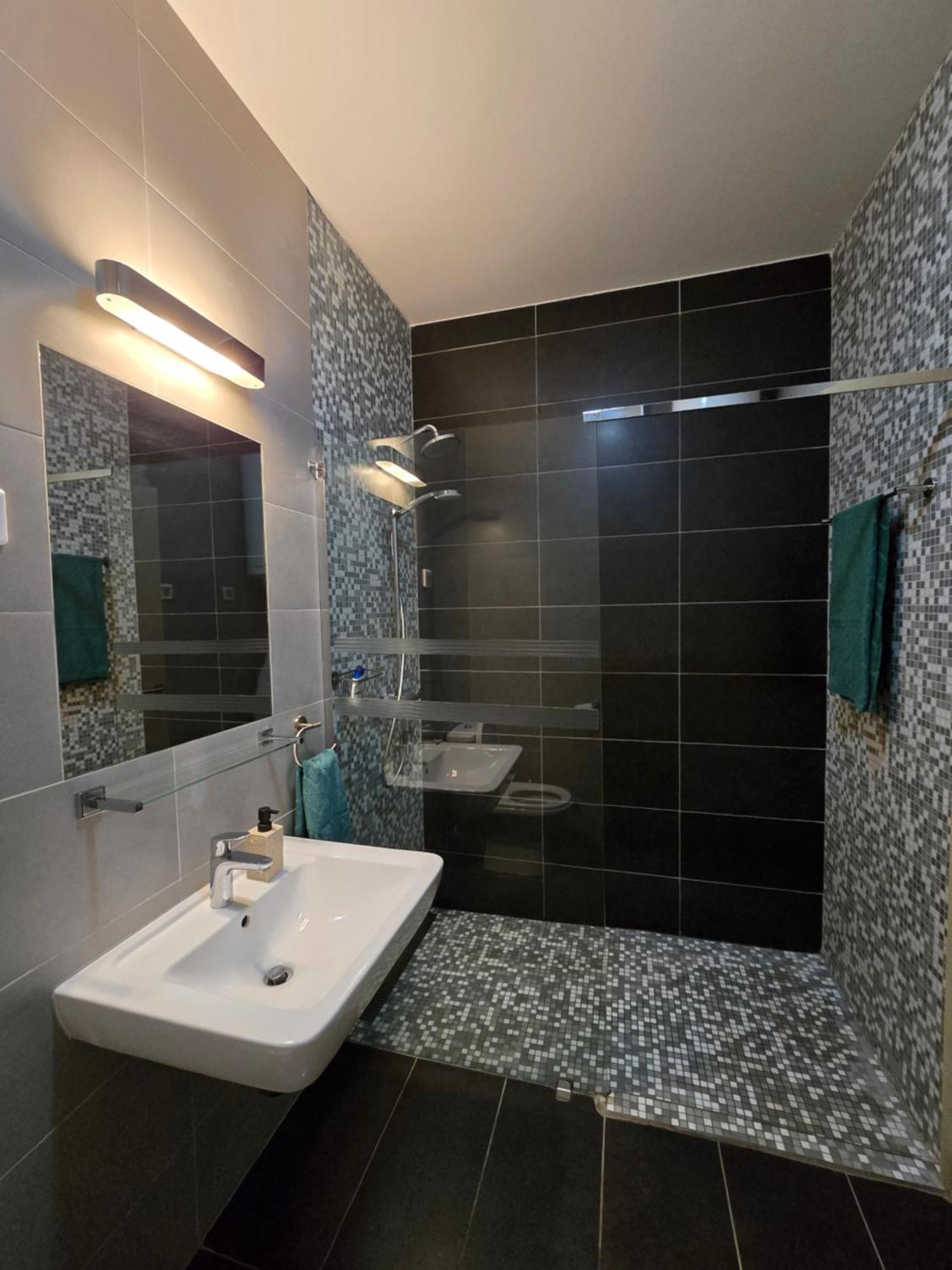 Lavender Bay Apartment Dee B02 Долни Морин Екстериор снимка